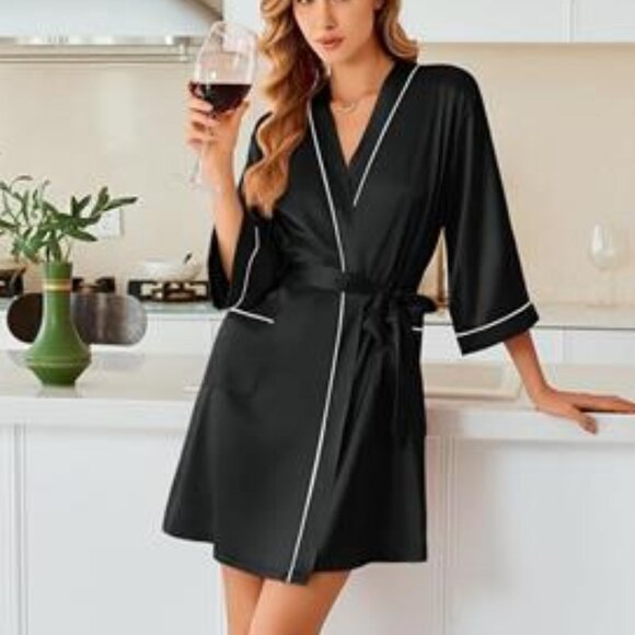 Black Silky Satin Robe for Women Knee Length Bride Bridesmaid Holiday - Picture 4 of 6